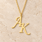 kisiye-ozel-a-k-cift-harf-kolye-kadin-model-uzerinde